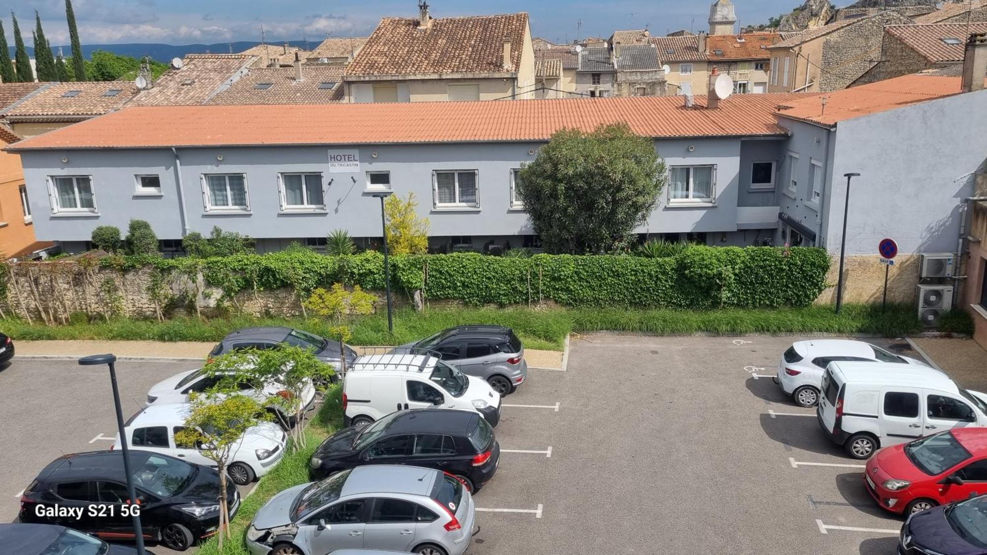 Hotel Du Tricastin Pierrelatte Exteriér fotografie